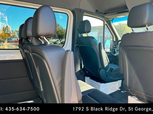 Used 2026 Mercedes-Benz Sprinter 2500 image 20