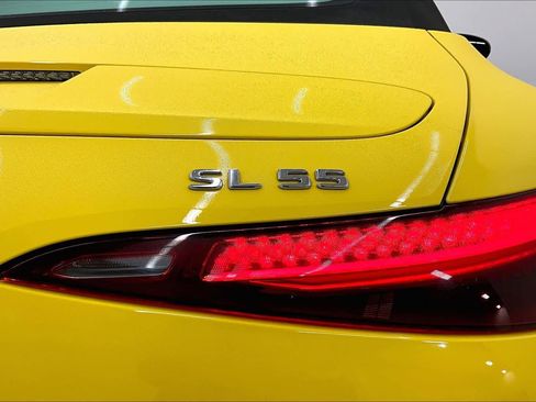 Used 2022 Mercedes-Benz SL 55 AMG 4MATIC image 31