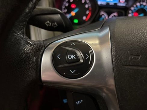 Used 2012 Ford Focus SEL image 35