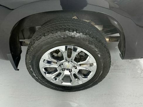 Used 2022 Chevrolet Silverado 1500 LTZ w/ LTZ Premium Package AWD/4WD image 30