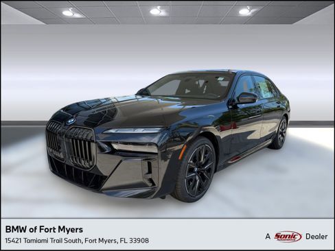 New 2026 BMW i7 eDrive50 w/ Executive Package RWD image 1
