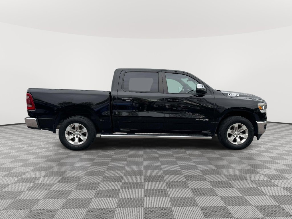 Used 2024 RAM 1500 Laramie AWD/4WD image 9