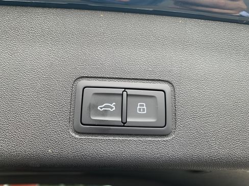 Certified 2026 Audi Q3 quattro 2.0T AWD/4WD image 19