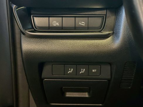 Used 2025 MAZDA CX-30 AWD 2.5 S w/ Preferred Package image 17