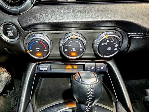 Used 2024 MAZDA MX-5 Miata RF Grand Touring image 17