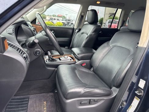 Used 2021 Nissan Armada SL w/ Captain's Chairs Package RWD image 38