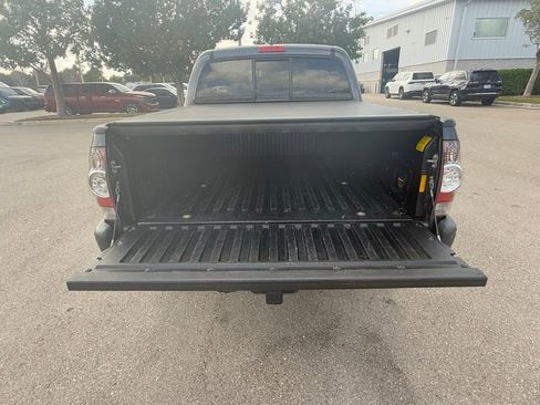 Used 2013 Toyota Tacoma 4x4 Double Cab image 32