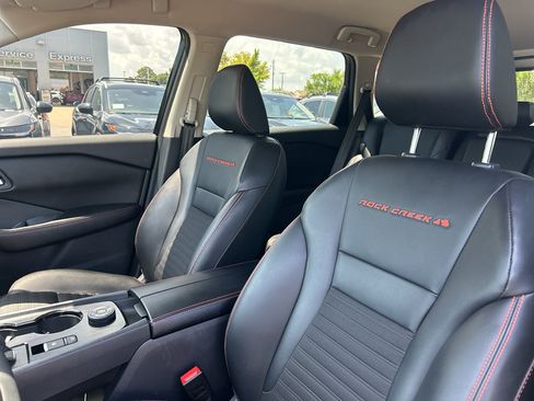 Certified 2025 Nissan Rogue SV AWD/4WD image 19