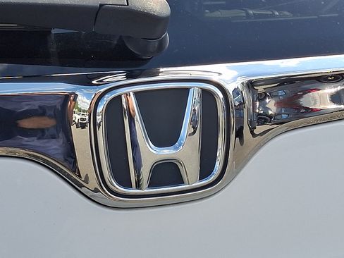 Used 2020 Honda CR-V Touring image 32