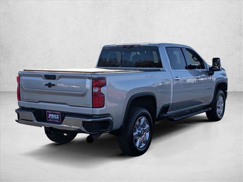 Used 2022 Chevrolet Silverado 2500 LTZ w/ LTZ Premium Package image 5