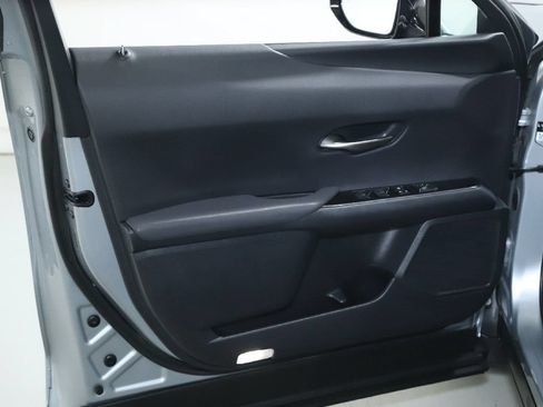 Used 2024 Lexus UX 250h AWD image 15