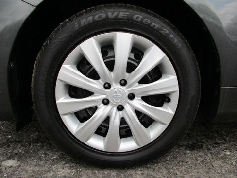 Used 2012 Toyota Corolla LE w/ Preferred Accessory Pkg FWD image 13