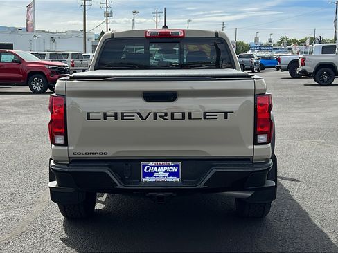 Certified 2023 Chevrolet Colorado Trail Boss w/ Advanced Trailering Package AWD/4WD image 6