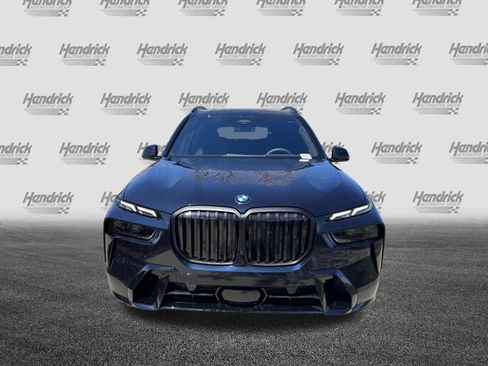 New 2026 BMW X7 xDrive40i w/ M Sport Package AWD/4WD image 3