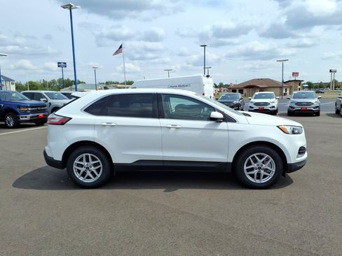 Certified 2024 Ford Edge SEL AWD/4WD image 7