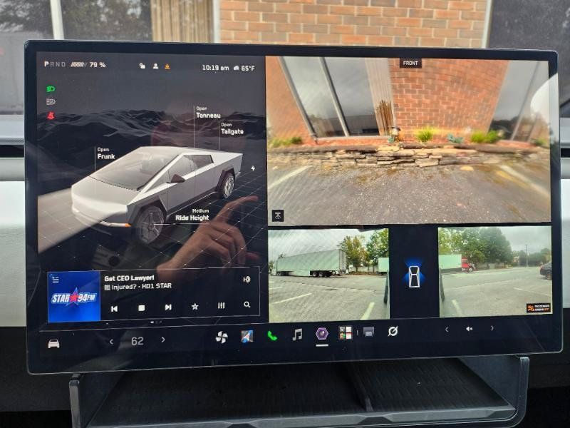 Used 2024 Tesla Cybertruck AWD Crew Cab image 48