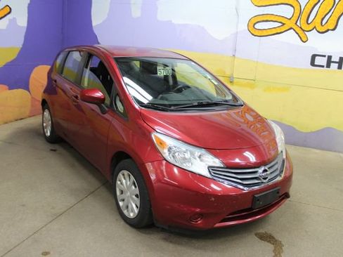 Used 2016 Nissan Versa Note SV FWD image 2
