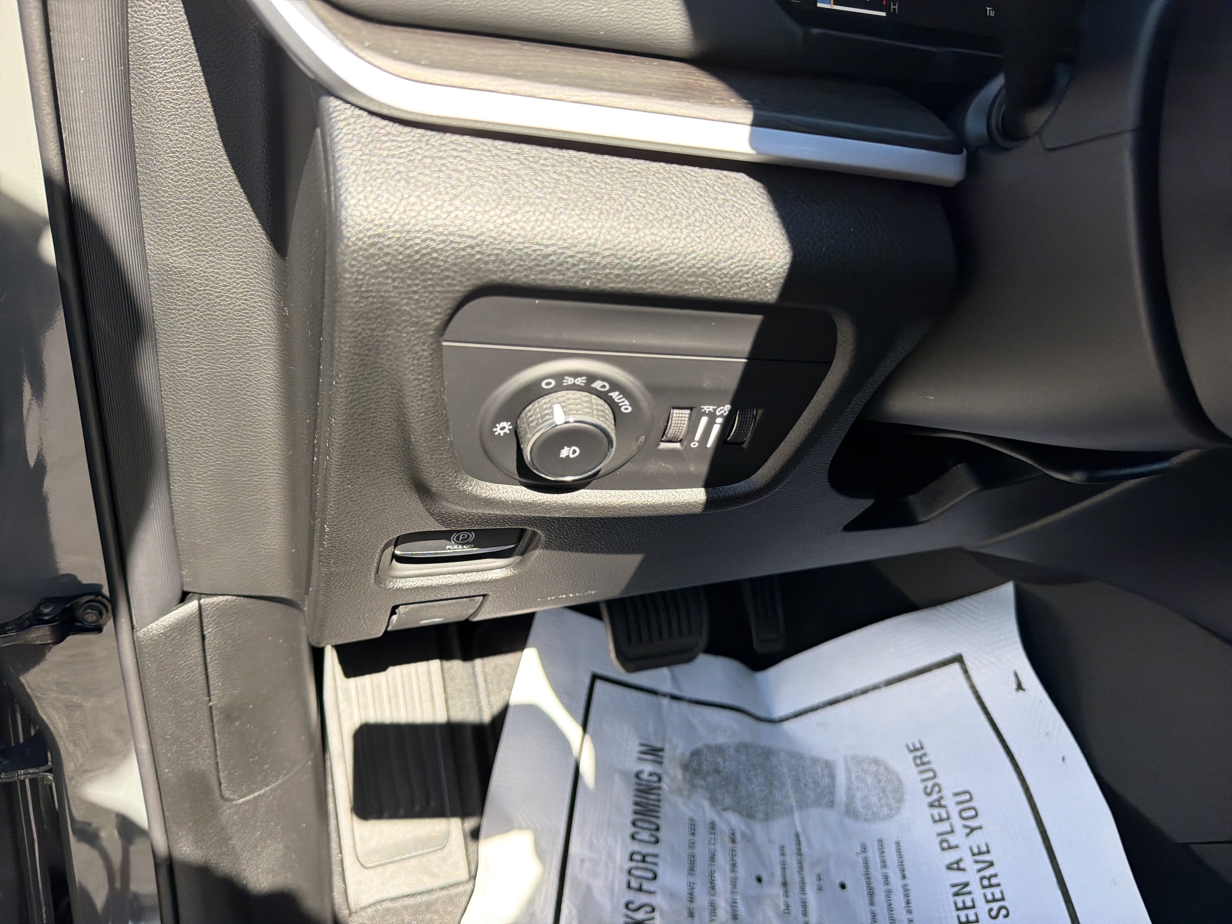 New 2027 Jeep Grand Cherokee Limited AWD/4WD image 18