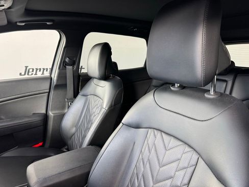Used 2023 Kia Sportage X-Pro AWD/4WD image 10