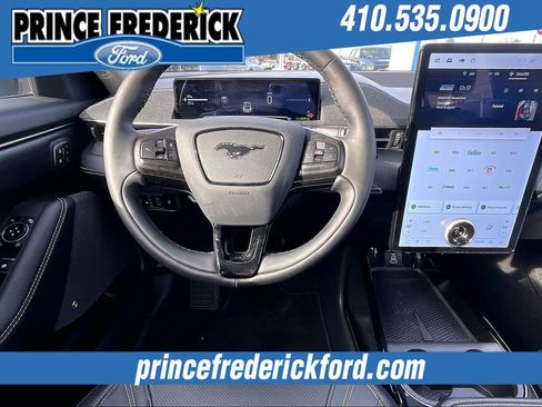Used 2025 Ford Mustang Mach-E Premium image 5