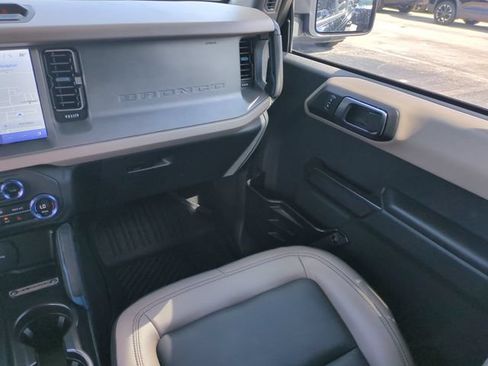 Used 2024 Ford Bronco Wildtrak AWD/4WD image 18