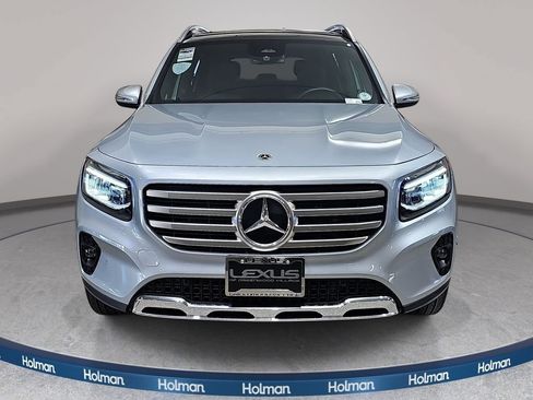 Used 2026 Mercedes-Benz GLB 250 4MATIC image 3