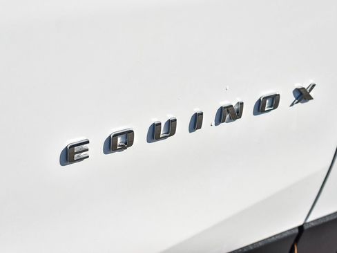 Used 2022 Chevrolet Equinox LT image 12