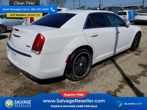Used 2016 Chrysler 300 Limited image 4