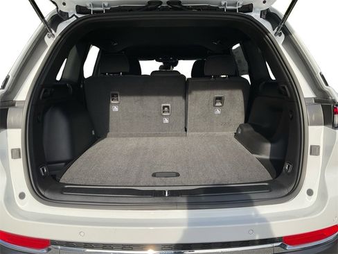 New 2025 Jeep Grand Cherokee Laredo image 13