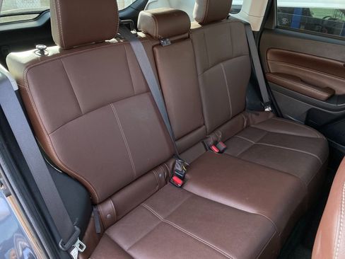 Used 2018 Subaru Forester 2.5i Touring w/ Popular Package #3B image 15