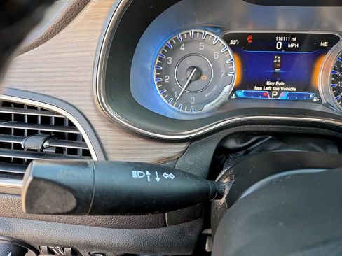 Used 2015 Chrysler 200 C w/ Navigation & Sound Group I image 19