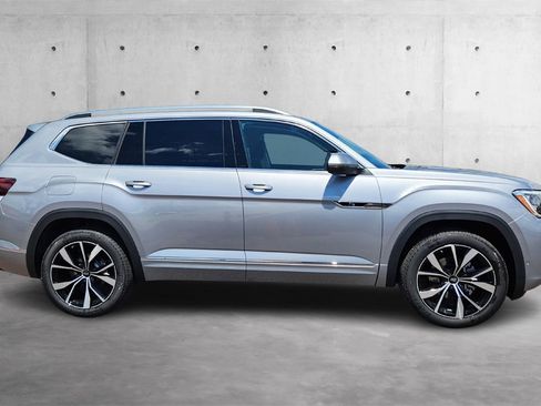 New 2025 Volkswagen Atlas SEL Premium R-Line image 26