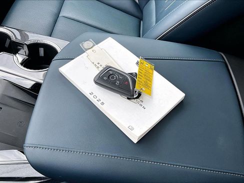 Certified 2025 Cadillac Escalade IQ Luxury 2 w/ LPO, Premium Carpet Package AWD/4WD image 35