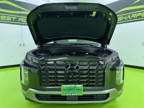 Used 2024 Hyundai Palisade Limited AWD/4WD image 4