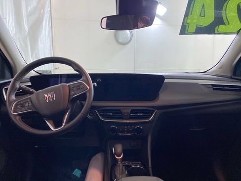 Used 2024 Buick Encore GX Preferred FWD image 33