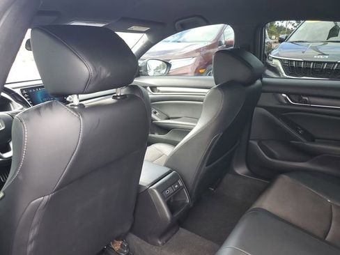Used 2021 Honda Accord Sport image 10