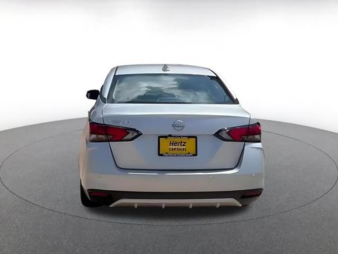 Used 2025 Nissan Versa SV FWD image 12