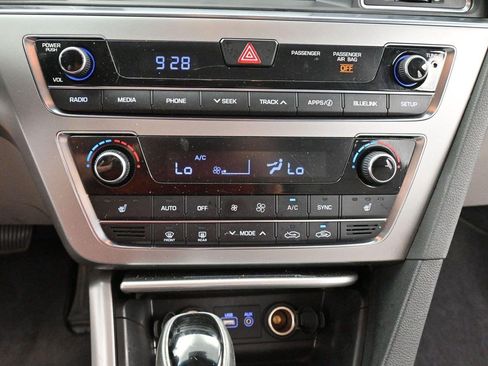 Used 2016 Hyundai Sonata Sport w/ Option Group 02 FWD image 22