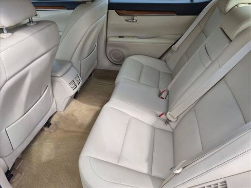 Used 2013 Lexus ES 300h w/ Premium Pkg FWD image 20