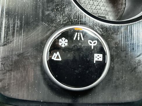 Used 2023 Nissan Rogue SV image 19