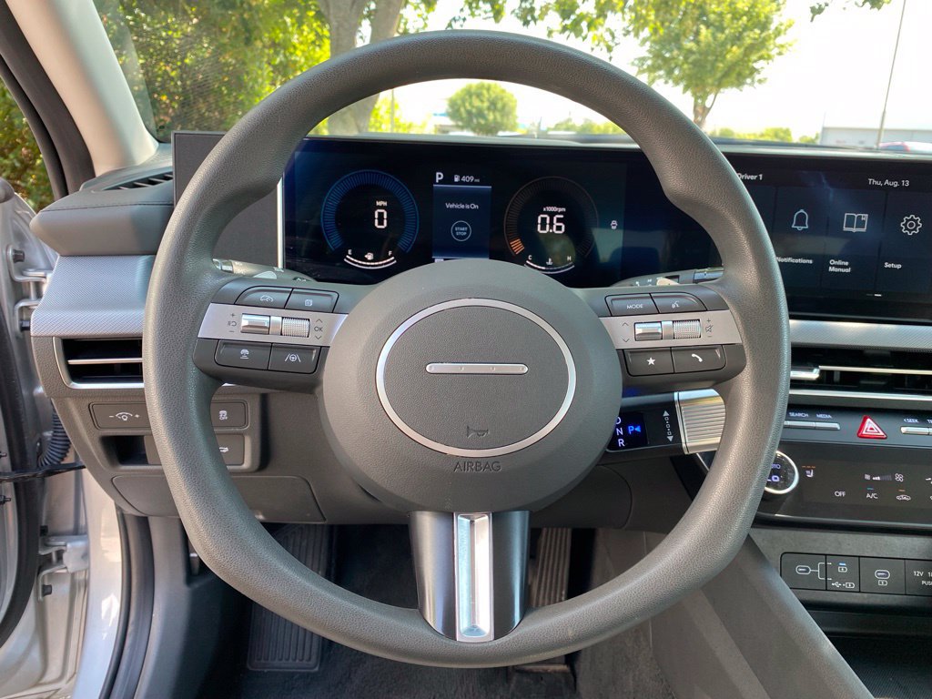 Used 2025 Hyundai Sonata SEL FWD image 11