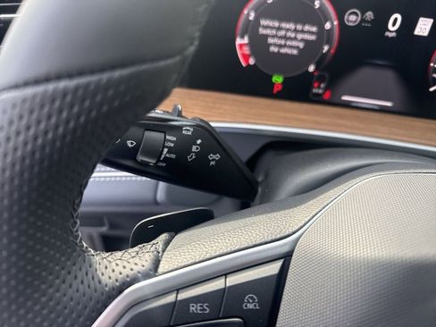 New 2026 Volkswagen Tiguan SEL R-Line image 22