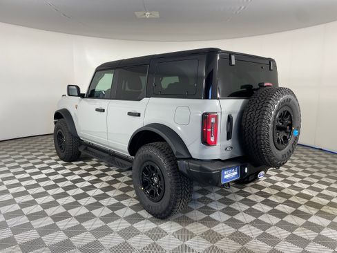 New 2026 Ford Bronco Badlands w/ Wildtrak Package AWD/4WD image 17