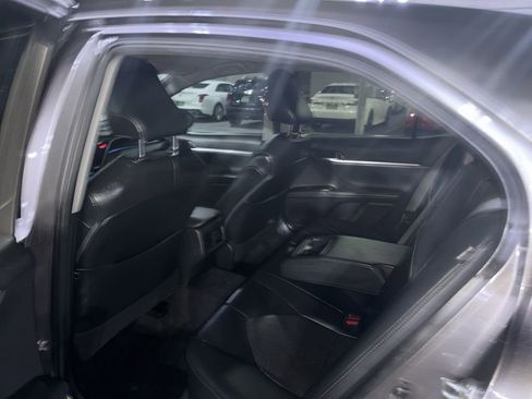 Used 2021 Toyota Camry XLE image 15