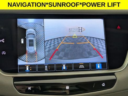 Used 2021 Cadillac XT5 Premium Luxury FWD image 23