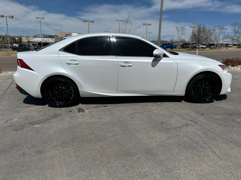 Used 2016 Lexus IS 300 AWD image 8