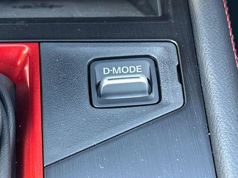 New 2025 Nissan Kicks SR image 17