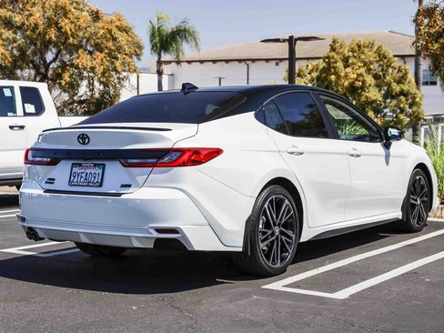 Certified 2026 Toyota Camry XSE AWD/4WD image 4