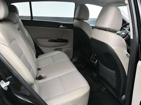 Used 2020 Kia Sportage EX FWD image 10