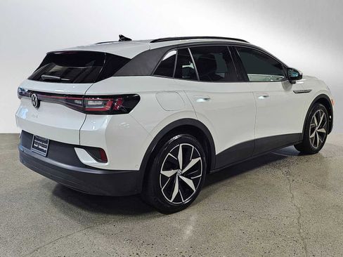 Used 2023 Volkswagen ID.4 Pro S image 3